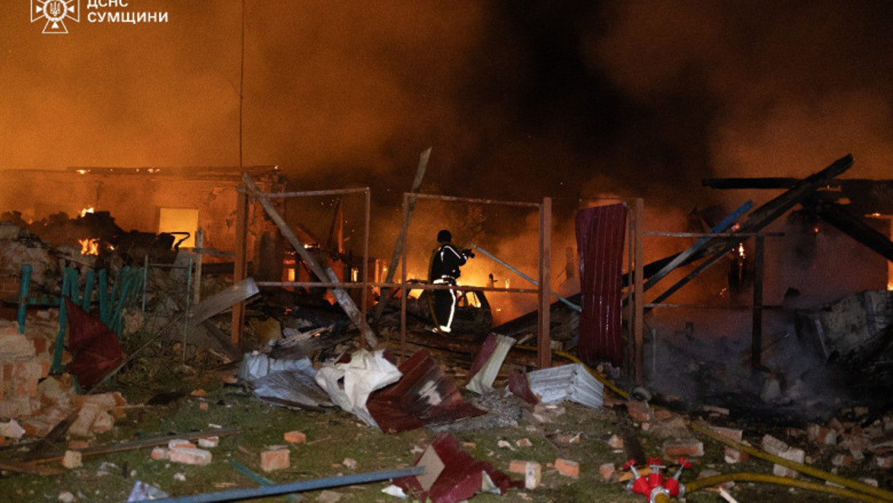 Un cuplu și cei doi copii ai lor, uciși într-un atac cu dronă rusească în regiunea Sumî