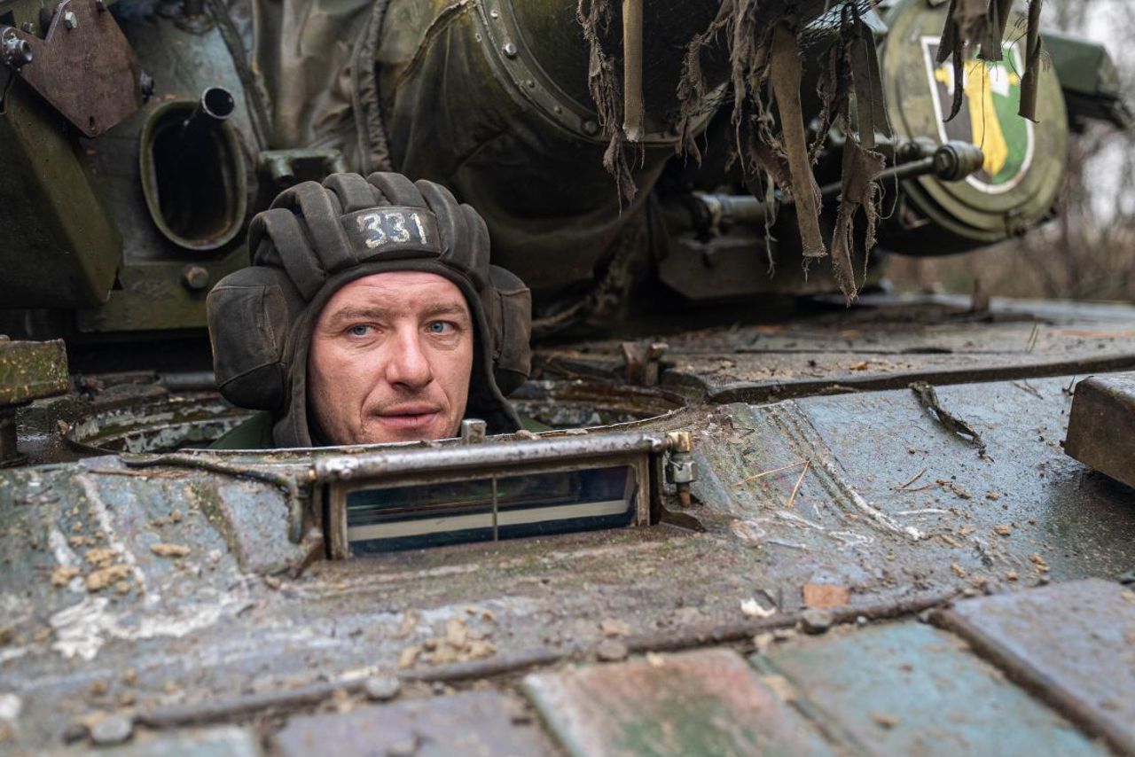 Ukrainian pastry chef turned tank commander reflects on drone warfare