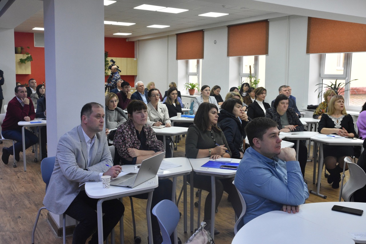 Mai multe instituții de învățământ profesional tehnic vor fi sprijinite financiar de către MEC