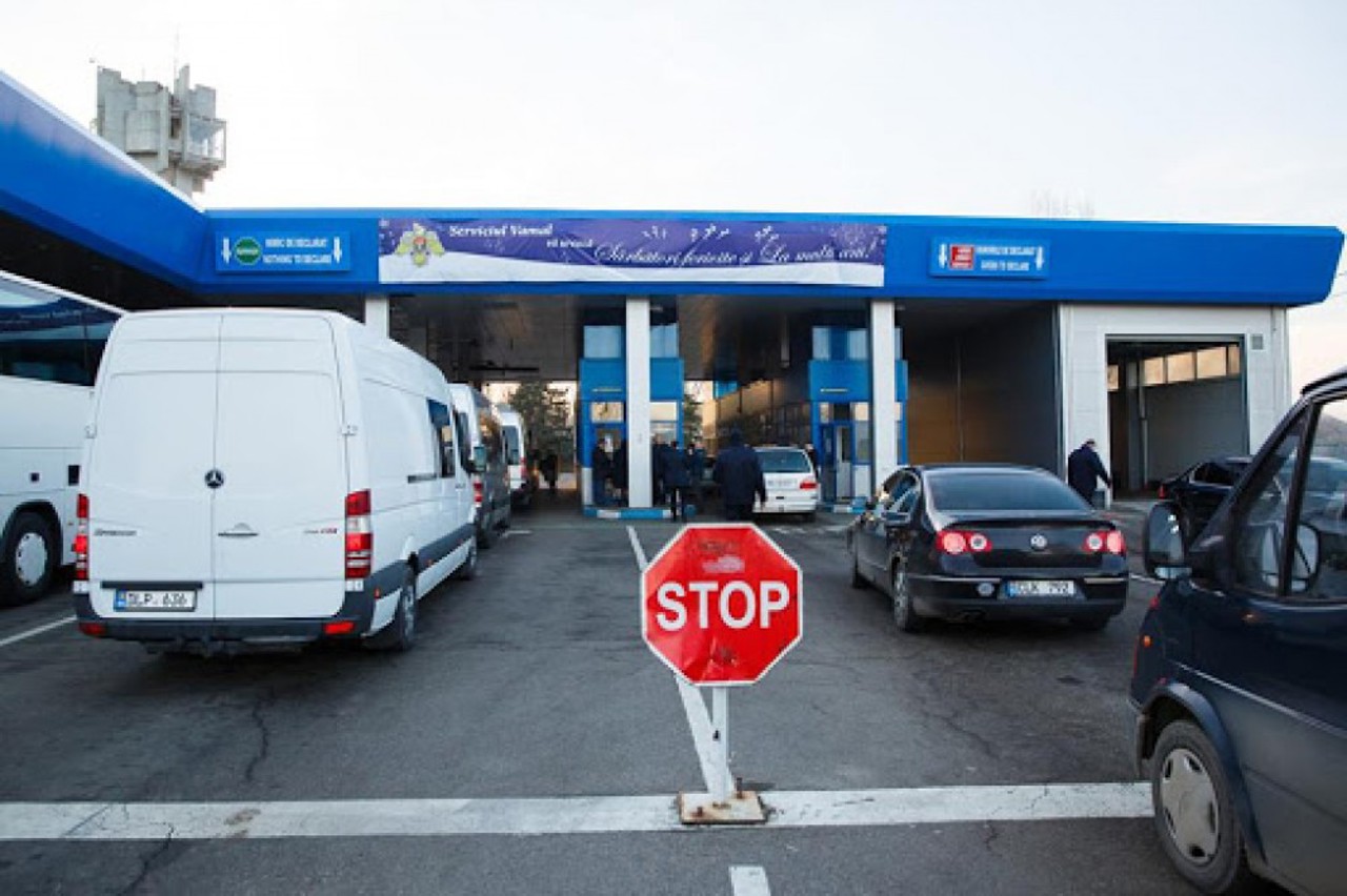 Poliția de Frontieră: Peste 48.000 de persoane au traversat hotarul pe parcursul zilei de joi