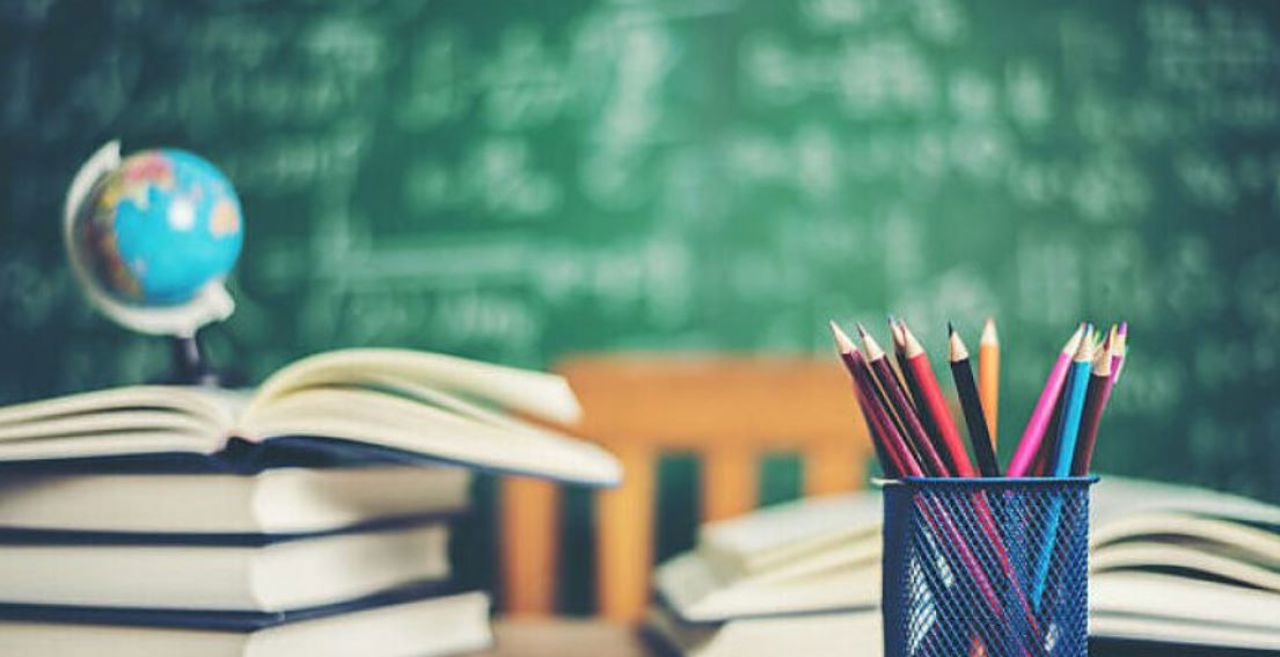 O beneficiară a „Bursei Republicii” se visează profesoară: „Niciun dispozitiv nu poate înlocui căldura unui cadru didactic”