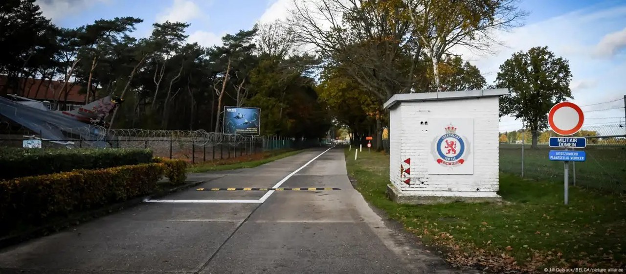 Corespondență Dan Alexe | Drone neidentificate deasupra unei baze nucleare SUA din Belgia