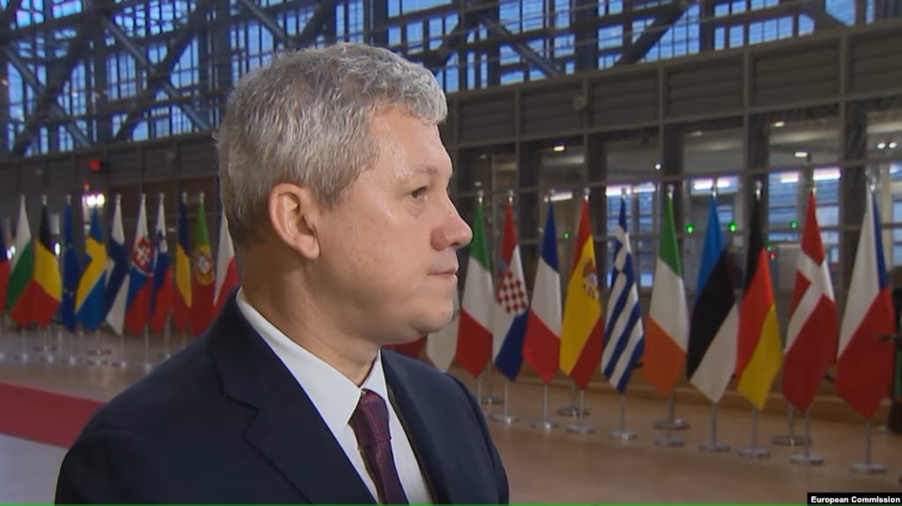 Непринятие решения о вступлении Румынии в Шенгенскую зону. Совет ЕС по юстиции и внутренним делам обсуждал этот вопрос, накануне голосования