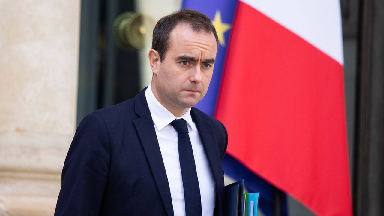 Новое правительство во Франции: Себастьен Лекорню представил свой кабмин