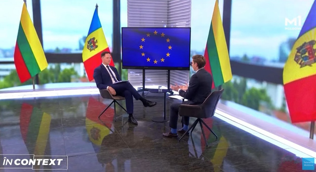 Lithuanian Deputy Minister: "Russia tests NATO with drones; Ukraine protects us at a cost"