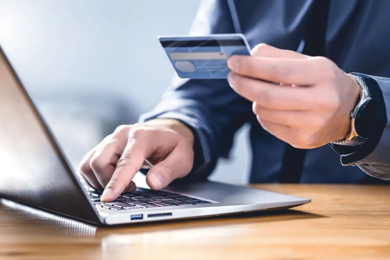 BNM avertizează cetățenii despre schemele de investiții frauduloase care se răspândesc online