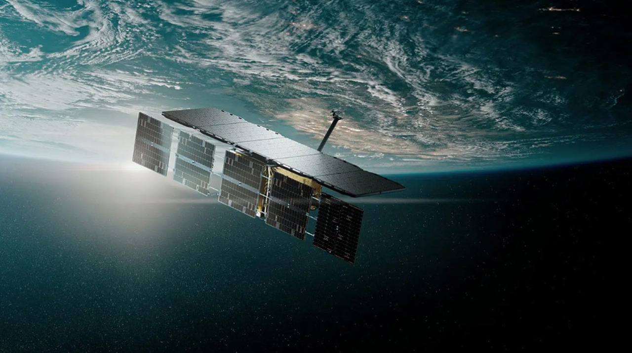 Apropiere critică pe orbită: Un satelit militar rus a ajuns la 26 de metri de un aparat occidental