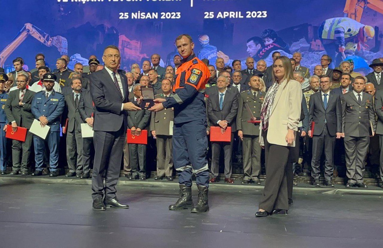 Salvatorii din Republica Moldova, decorați de președintele Turciei