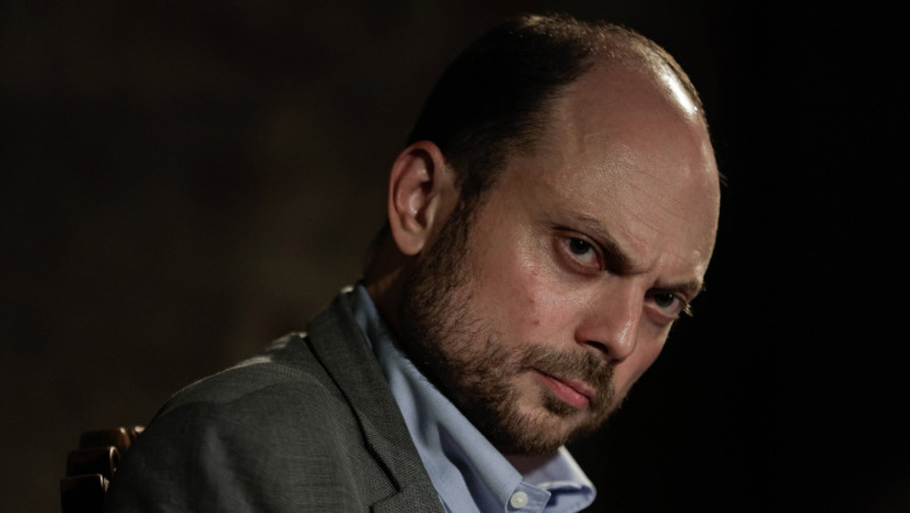 Владимир Кара-Мурза рассказал в Бухаресте о "мишенях" для России и встрече с Никушором Даном