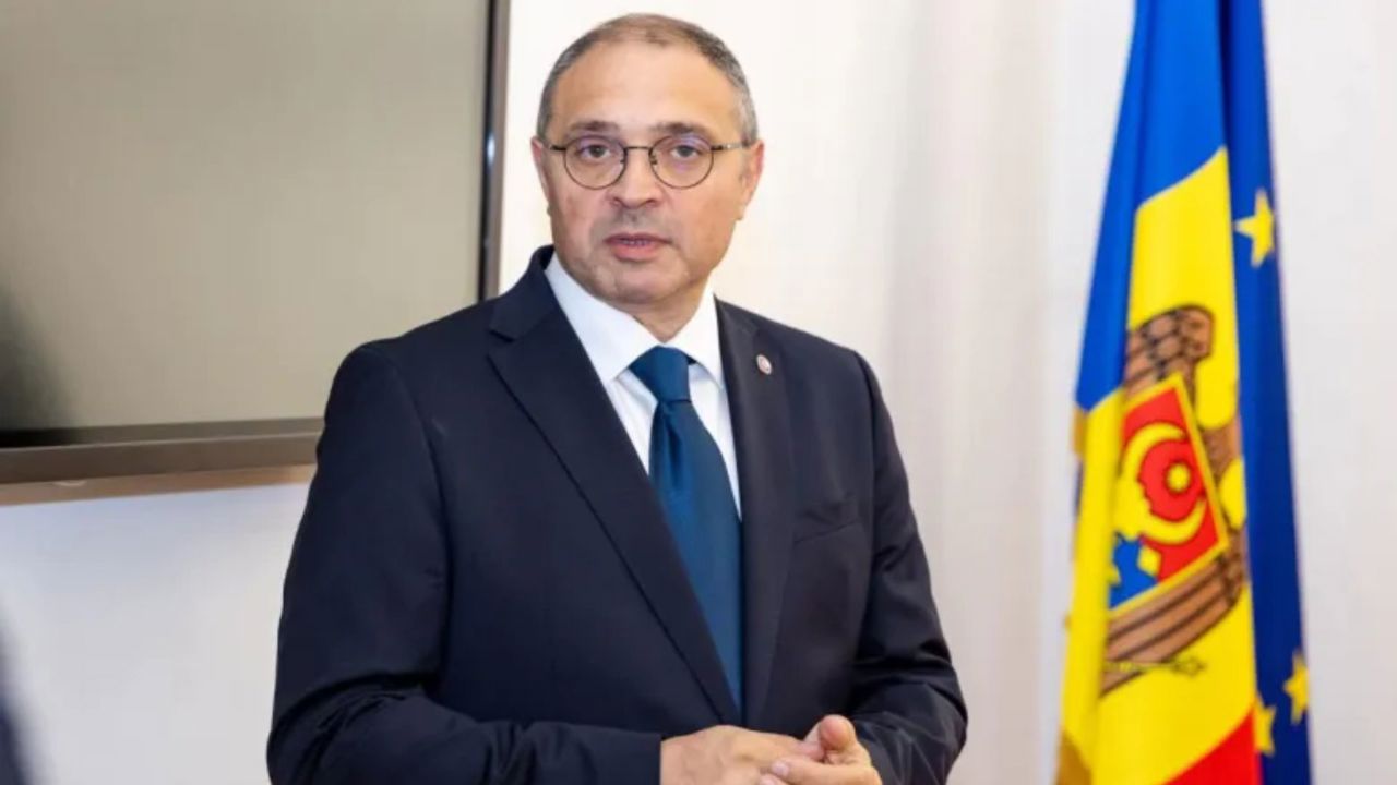 „Secretele” noului ministru al Culturii, comentate de analiști: „Când ocupi un post înalt în stat, ești obligat să ai CV-ul curat”