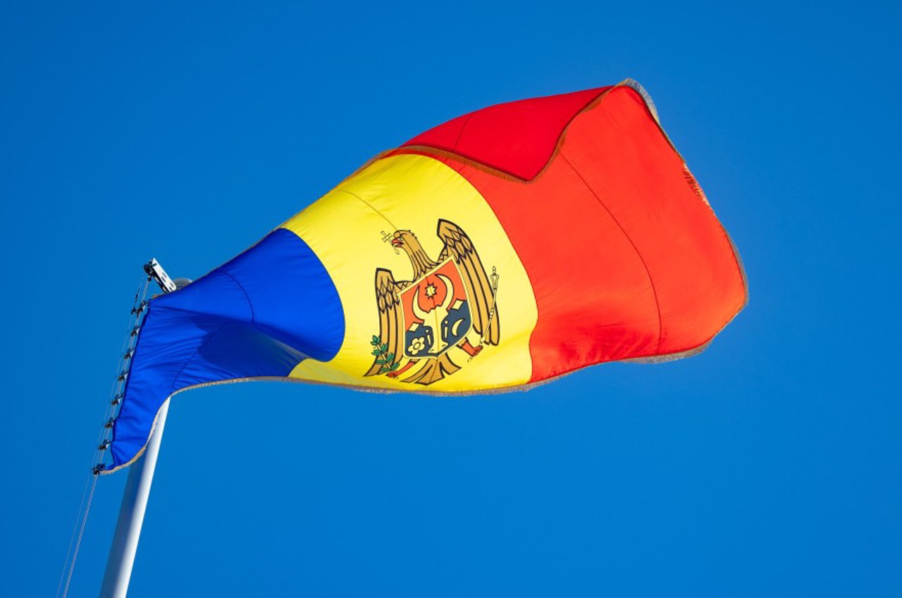 ELECTORALA 2025 // Integrare în UE sau „și cu Estul, și cu Vestul”: politica externă promovată de concurenții electorali (Partea I)