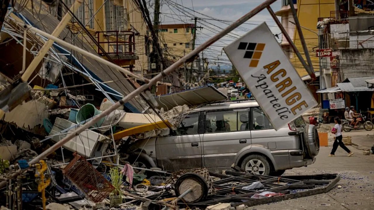 Cel puțin șapte morți și peste 300 de răniți după seismele din Filipine