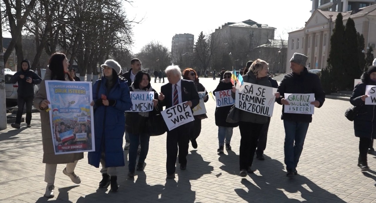Marș al păcii la Comrat, solidaritate cu poporul ucrainean: „Suntem împotriva războiului”