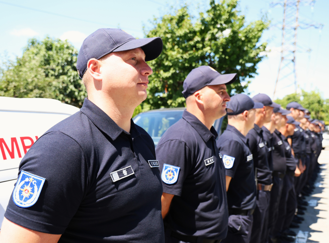 Al doilea grup de 24 de salvatori moldoveni a plecat în Grecia: Vor ajuta la stingerea incendiilor forestiere