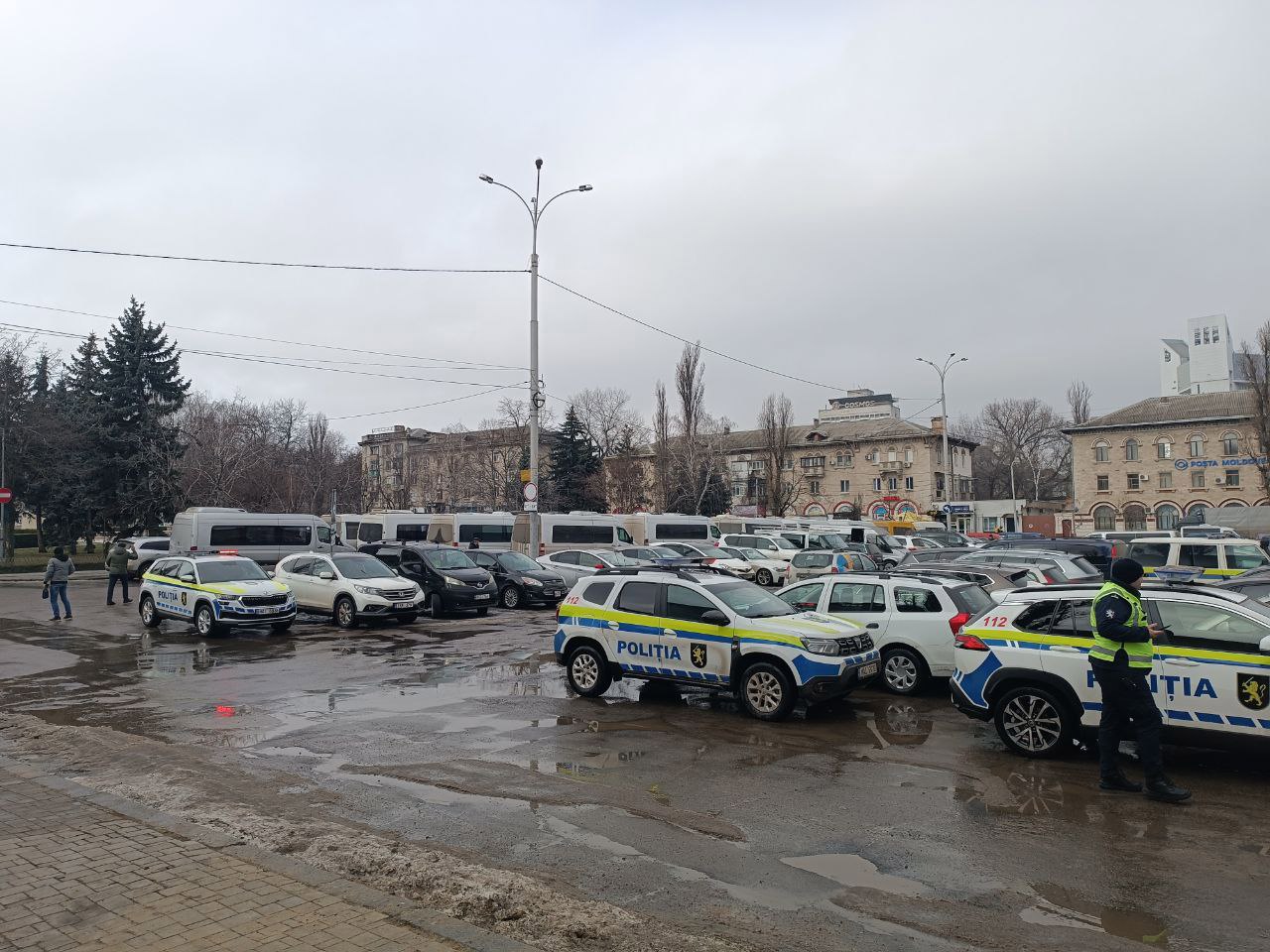Transportatorii nu încap într-o gară și acuză ANTA de inacțiune: „Instituția nu permite să fie folosită ca bâtă a unui operator împotriva altuia”