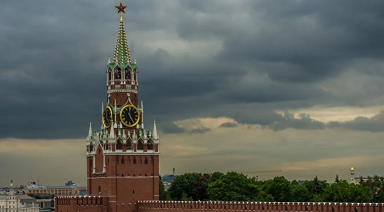 Роман Доброхотов: Кремль использует олигархов для вмешательства в мировую политику — от Молдовы до Африки