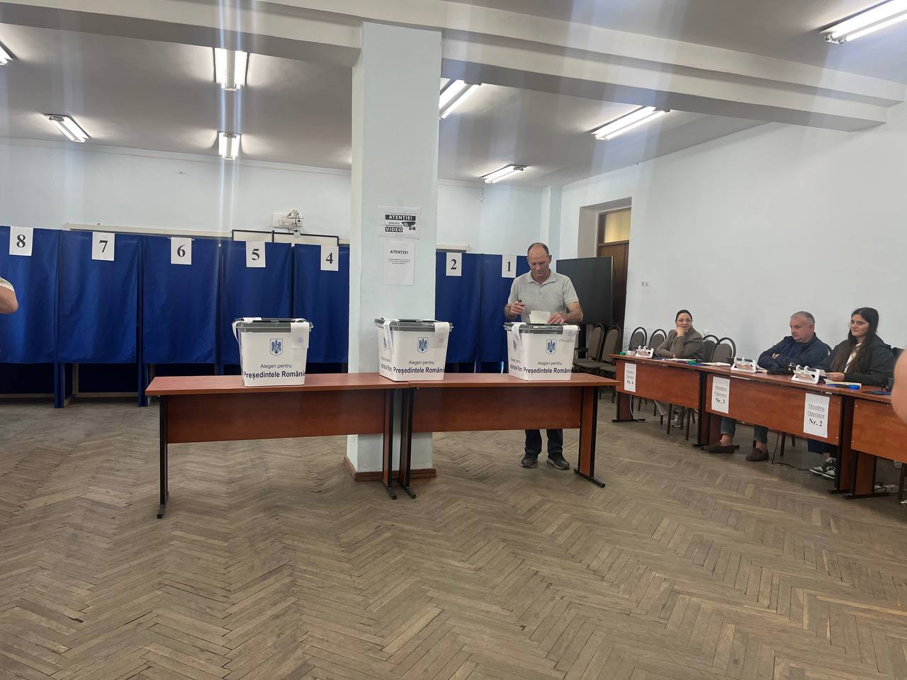 Presidential elections in Romania // Voting in the Republic of Moldova
