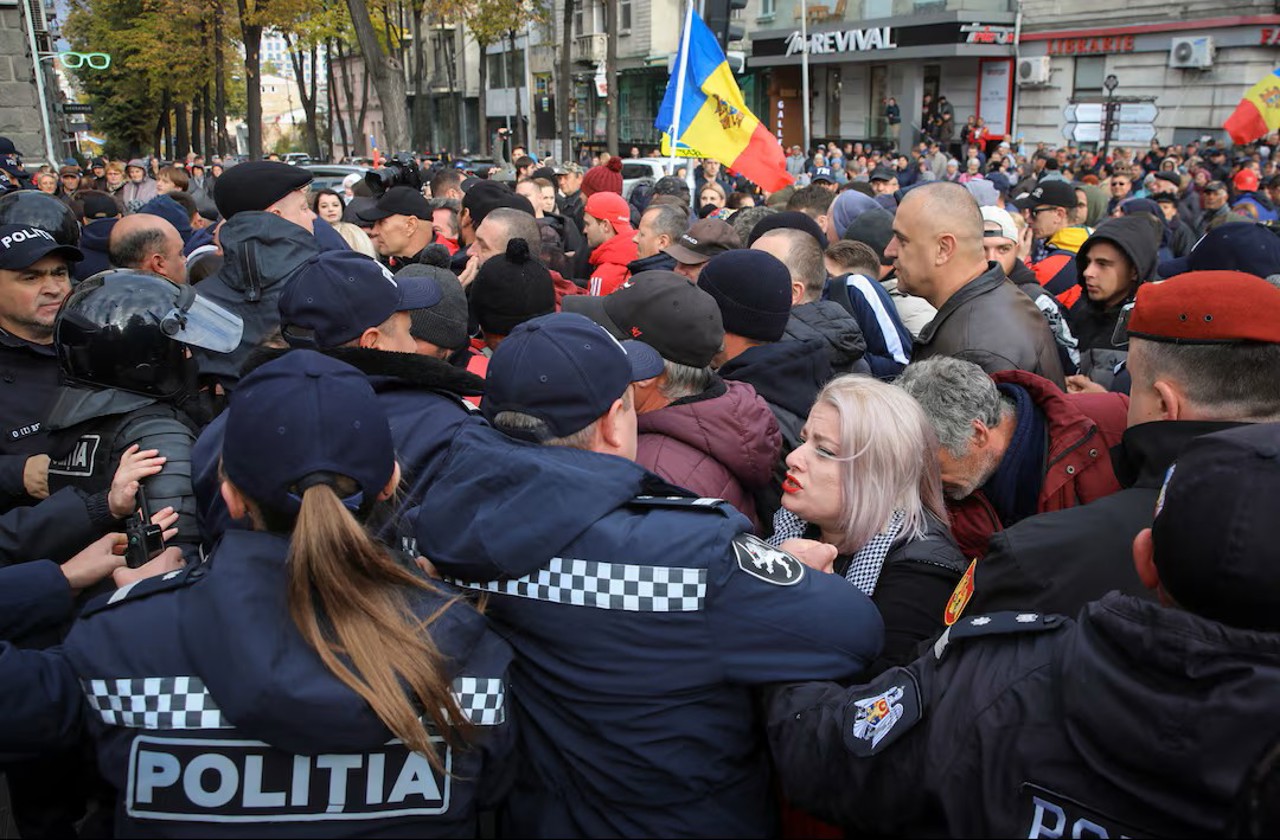 Police warn Saturday’s protest is illegal; ex-Shor member: "A trap set in cold blood"