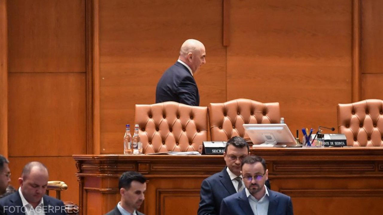 Reacții după căderea Guvernului de la București: Susținerea moțiunii deschide o nouă etapă de negocieri politice