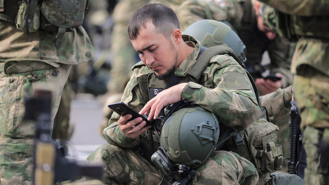 Russia reportedly orders troops to delete Telegram amid battlefield security fears