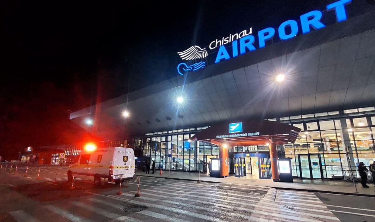 Alertă cu bombă la Aeroportul Internațional Chișinău. Toate serviciile specializate ale MAI, la fața locului