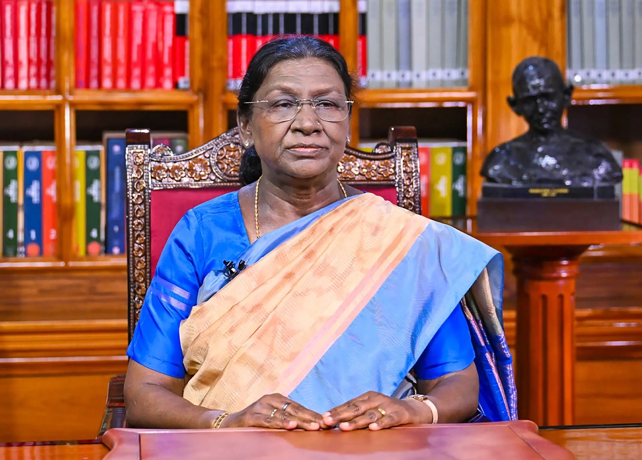 Indian President Murmu makes historic first visit to Moldova