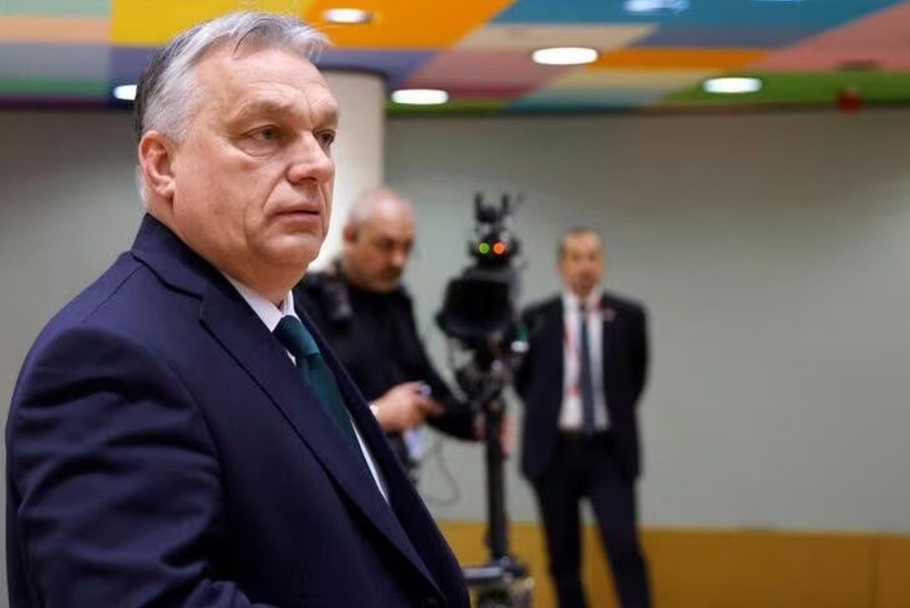 Hungary Stalls Sweden's NATO Bid with Parliamentary Boycott