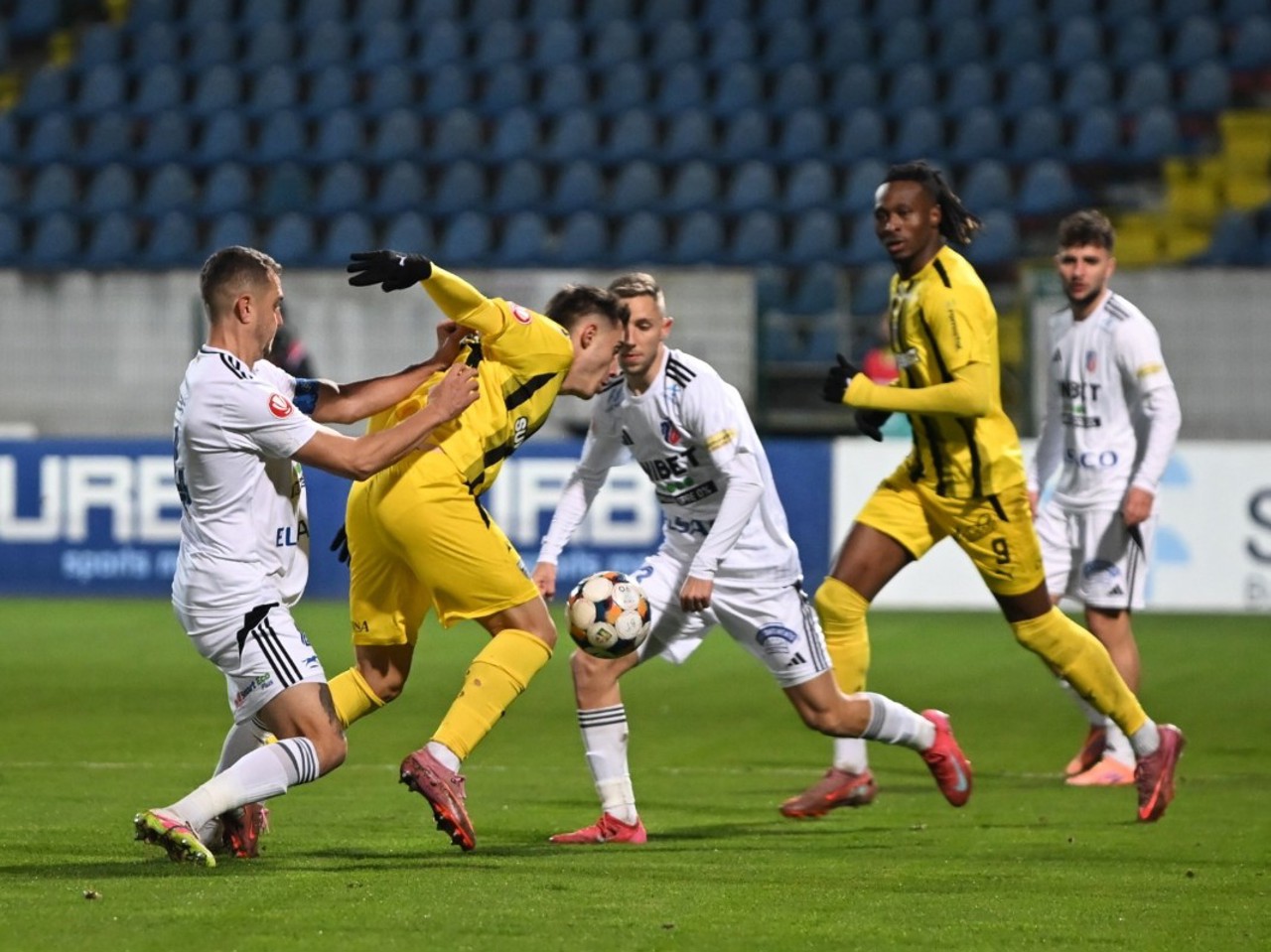 FC Botoșani și Dinamo București au remizat într-un meci din Superliga românească de fotbal 