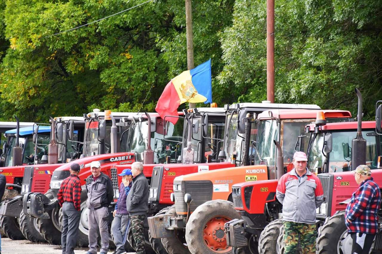 Farmers announce that they will protest tomorrow in several districts of the republic