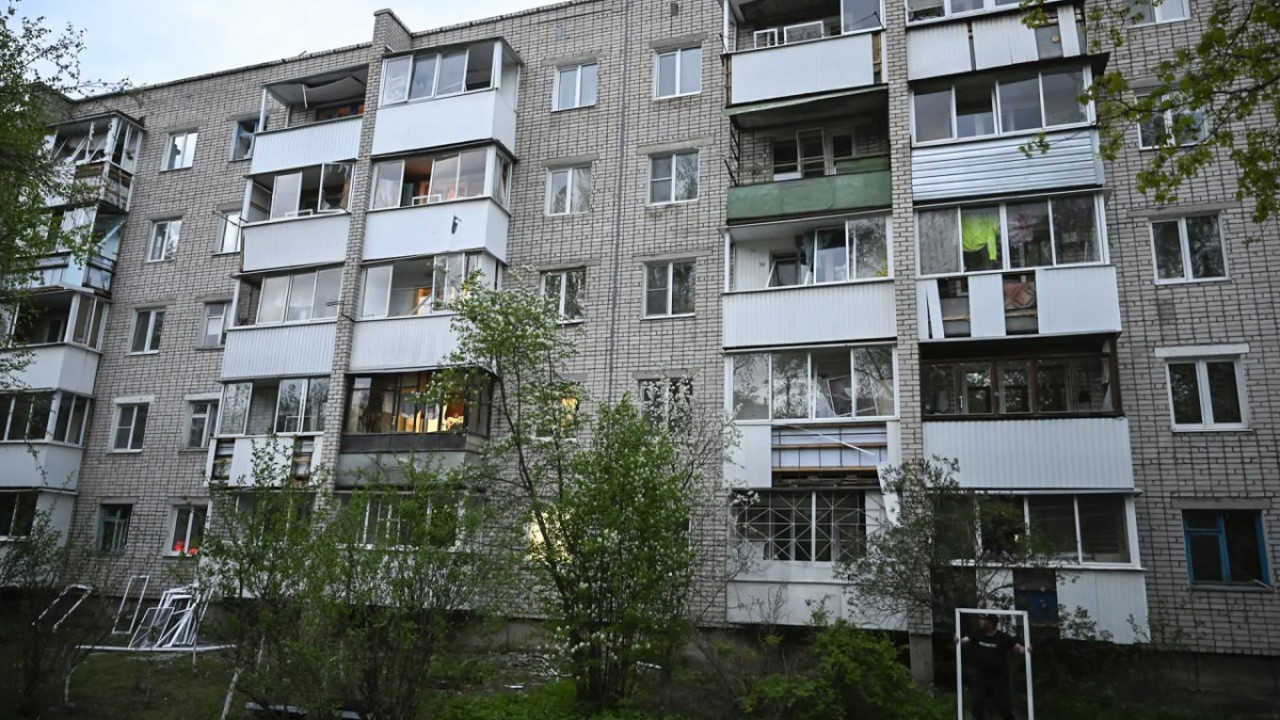 Atac masiv cu drone asupra Rusiei înainte de 9 mai: 13 răniți la Briansk, explozii și lângă Moscova