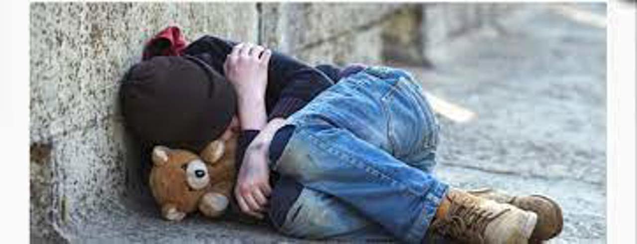 Эксперты: Большинство детей попадают на улицу из бедных семей или из семей, где родители злоупотребляют алкоголем