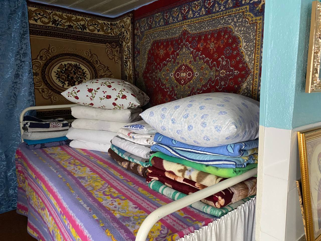 „Așa era viața pe vremuri”: amintirile unei femei de 92 de ani despre casele din lut și zestrea fetelor