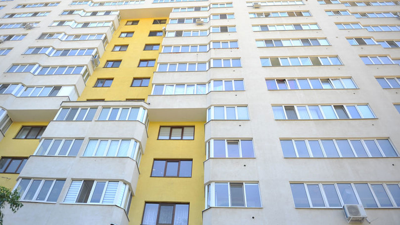 Construcție cu scandal la Durlești: Localnicii se plâng că lucrările se desfășoară pe un teren cu risc de alunecări 