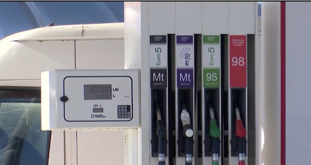 Trei din zece benzinării nu vând motorină: „Cred că este, dar o țin ca să o poată scumpi și să scurgă lumea de bani”