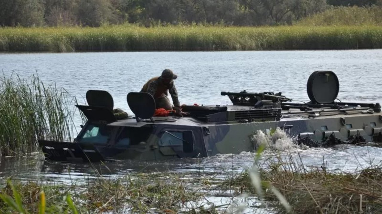 BBC/ Infanteriștii marini ucraineni au forțat Niprul și au cucerit câteva capete de pod pe malul stâng