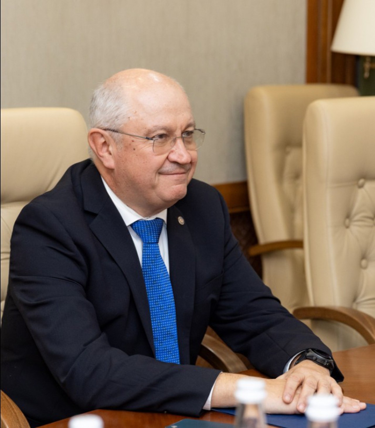 După vizita la București, prim-ministrul R. Moldova pleacă la Bruxelles: Alexandru Munteanu va participa la Forumul privind Extinderea UE și Summitul European de Business  