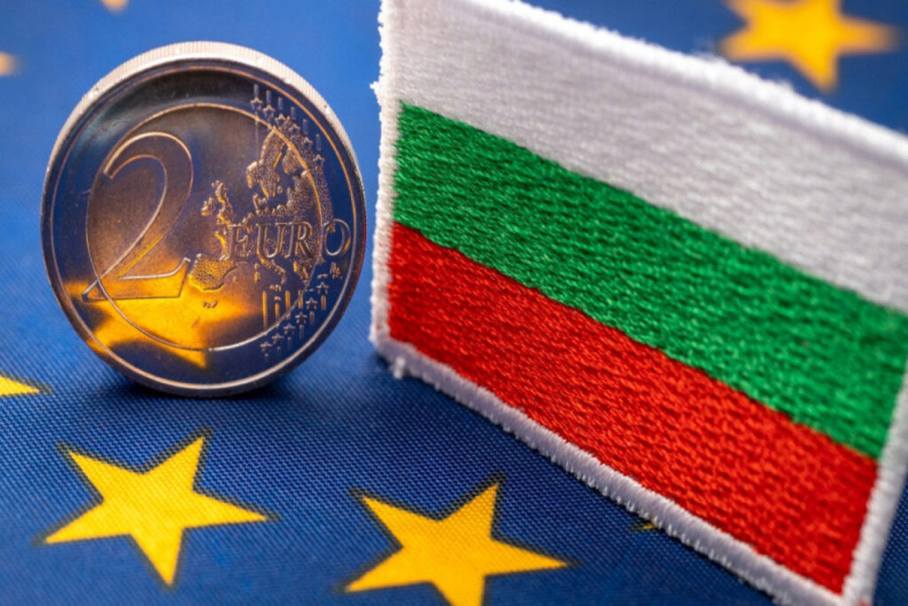 Bulgaria devine al 21-lea stat al zonei euro