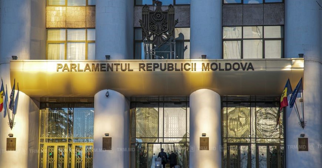 Clădirea Parlamentului, utilizată fără a fi dată oficial în exploatare. Explicațiile MIDR