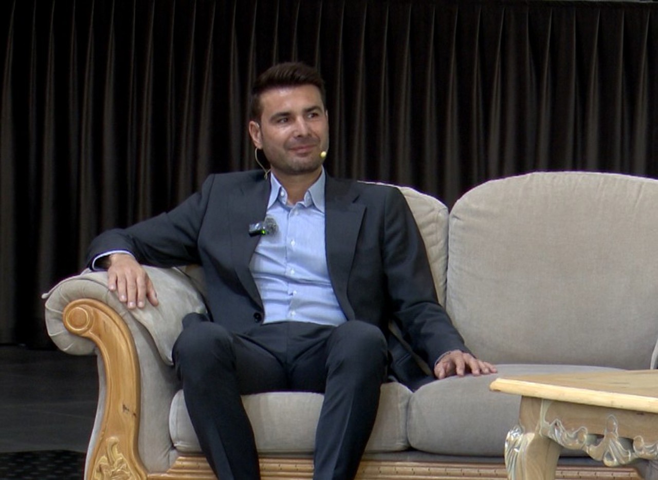 Adrian Mutu, la Chișinău, alături de micii fotbaliști: „Bucurați-vă de fiecare moment în teren!”