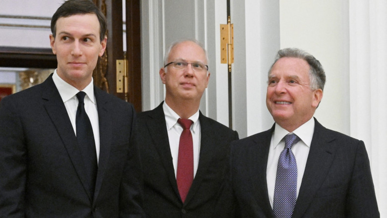 US and Russian negotiators meet in Florida for Ukraine peace talks