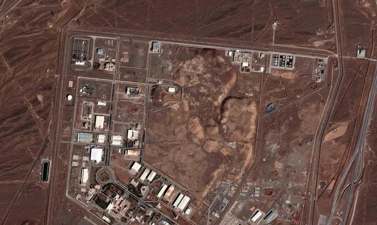 Iran anunță că centrala nucleară de la Natanz a fost lovită într-un atac aerian 