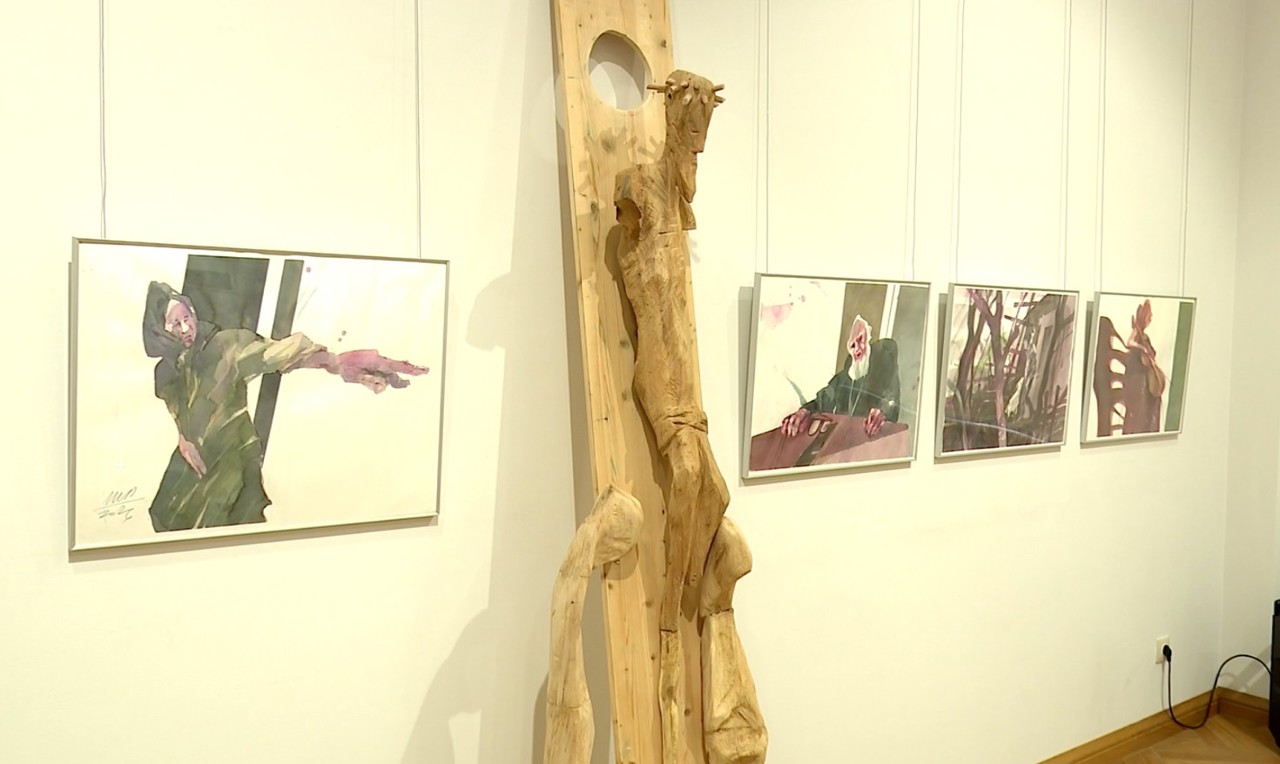 Mircia Dumitrescu și-a expus la Chișinău expoziția de gravură, desen și sculptură