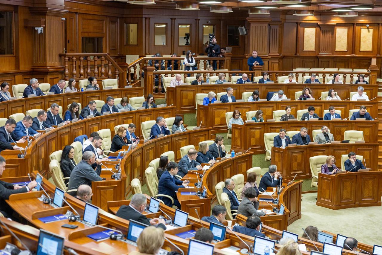 Opoziția eșuează în tentativa de revocare a președintelui Parlamentului 