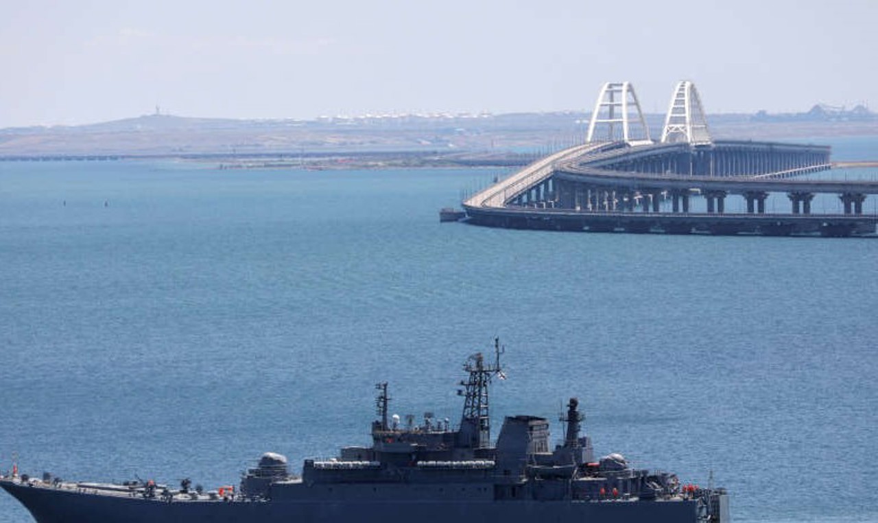 Opt bărbați au fost condamnați la închisoare pe viață în Rusia pentru atacul asupra podului Kerci 