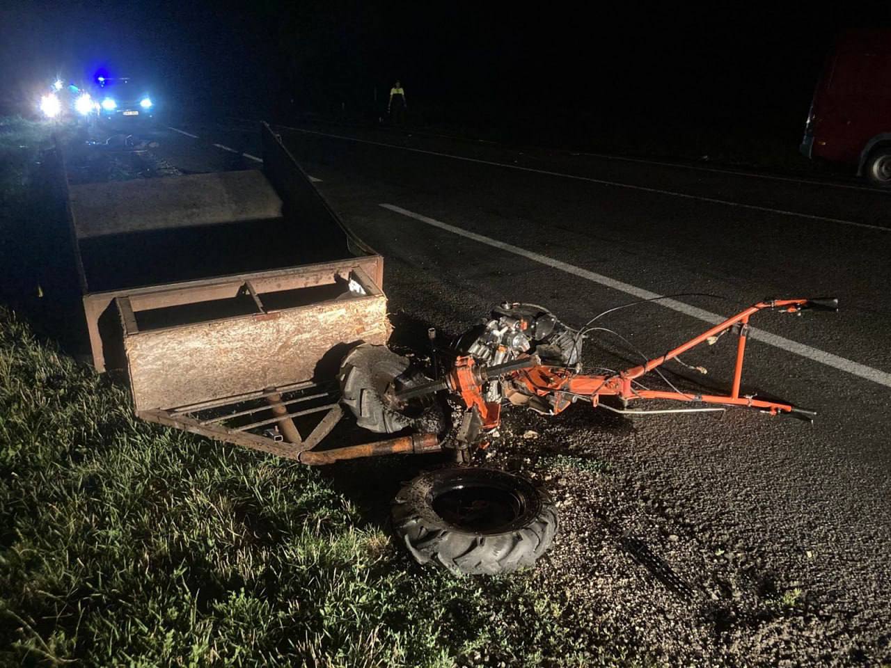 Serious accident in Orhei: man dies, minor hospitalized; both were in a motor cultivator
