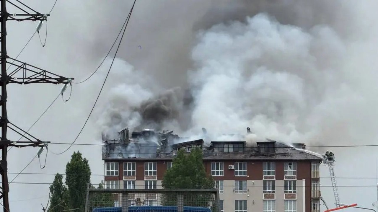 КЧС приняла решение о выделении 1,2 млн леев на строительство временной крыши жилого дома в Дурлештах