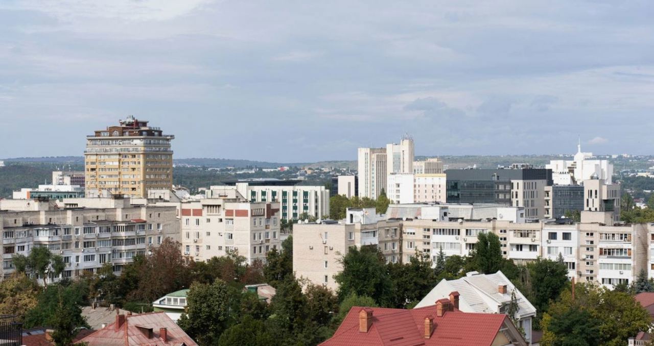 Prăbușirea pieței imobiliare, o iluzie. Economistul Veaceslav Ioniță explică situația 