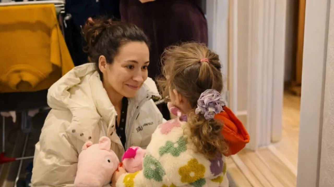 Three-year-old sought by Interpol found in Cahul; father detained for extradition