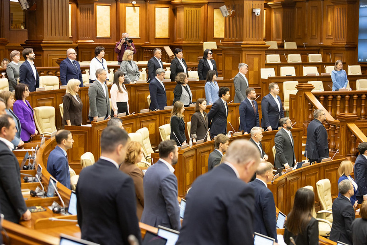 Moment de reculegere pentru „Regele umorului” în Parlament: „Nu există un moldovean care să nu știe de Urschi”