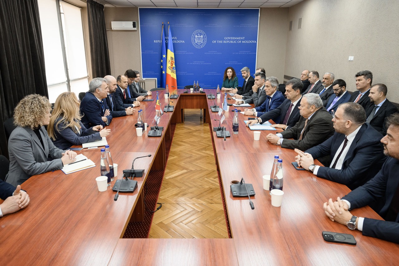 Chișinăul și Grecia discută proiecte strategice: Noi conexiuni energetice și logistice care apropie R. Moldova de UE, pe agenda discuțiilor bilaterale